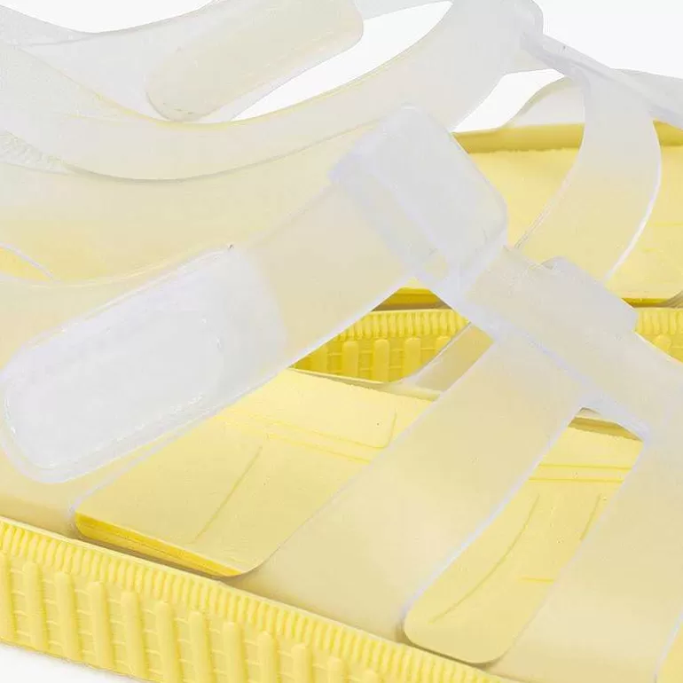 Flash Sale Jelly Sandals Coloured Soles Type Trainers Girls Jelly Sandals And Beachwear
